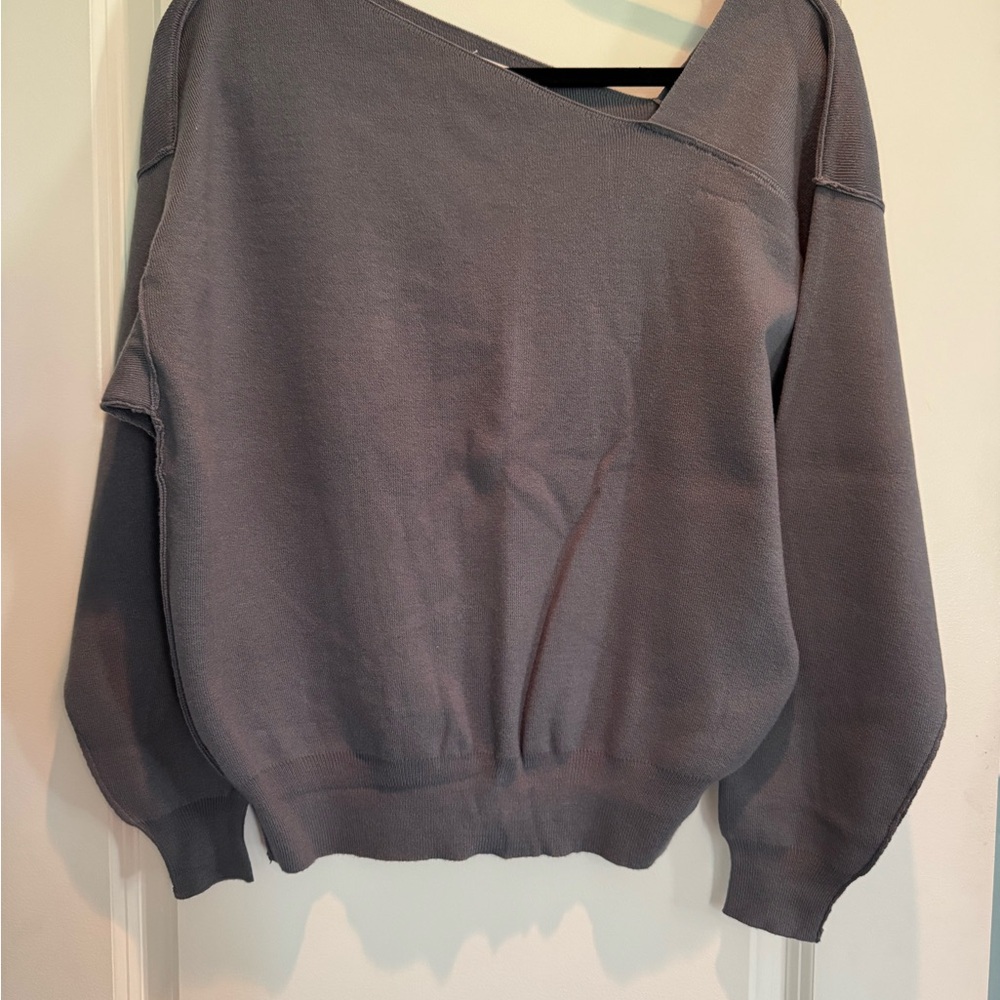 Women's Gray Sweater
